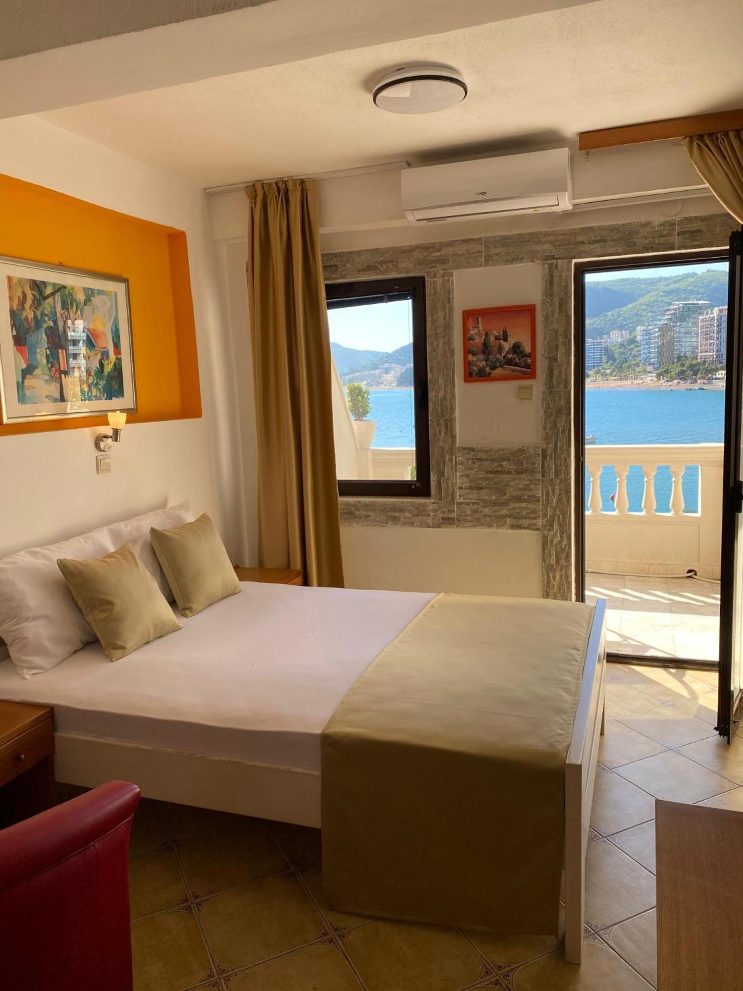 Kuč 3* Budva