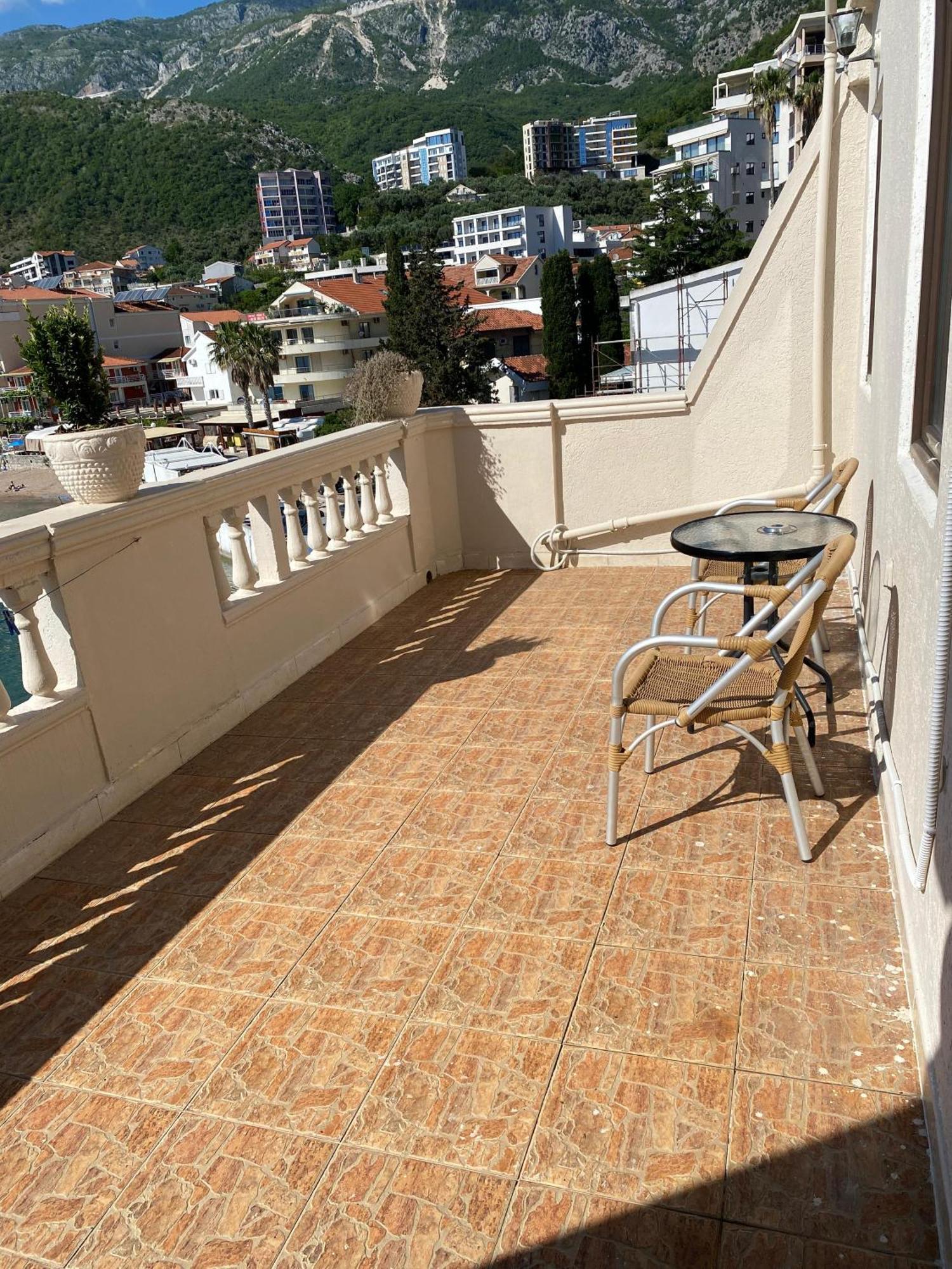 Kuč 3* Budva